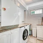 Sabina Villa *